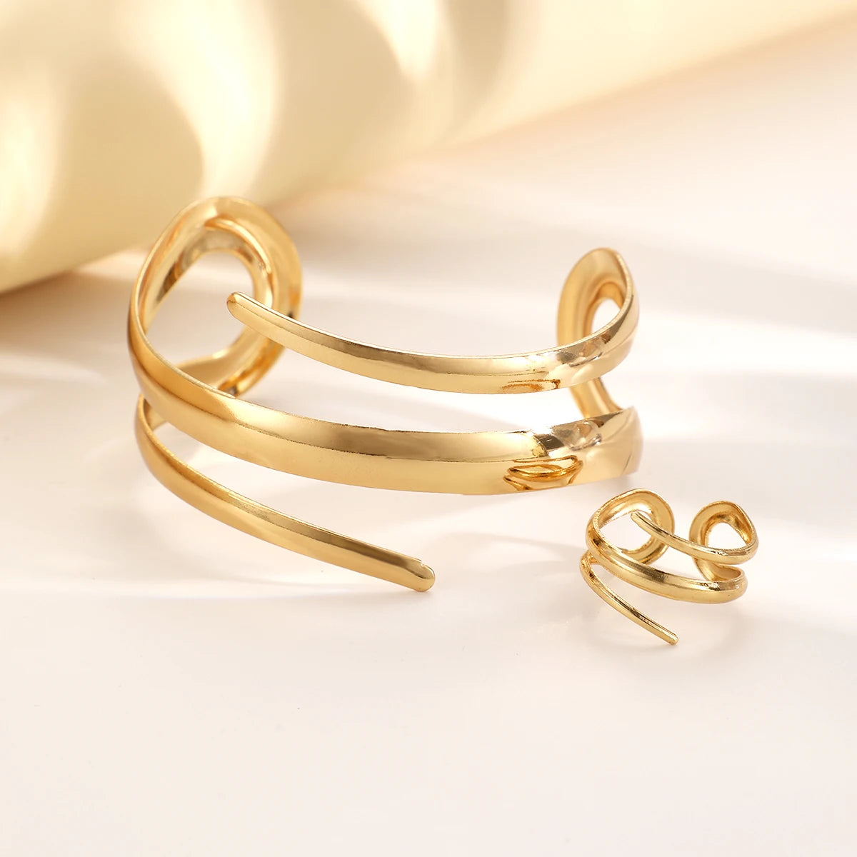 Line Bracelet And Ring Jewelry Set